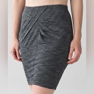 Lululemon - Lightweight Casual Simple Basic Olive Green Yoga Haven Skirt